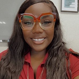 Meet your Posher, Philly